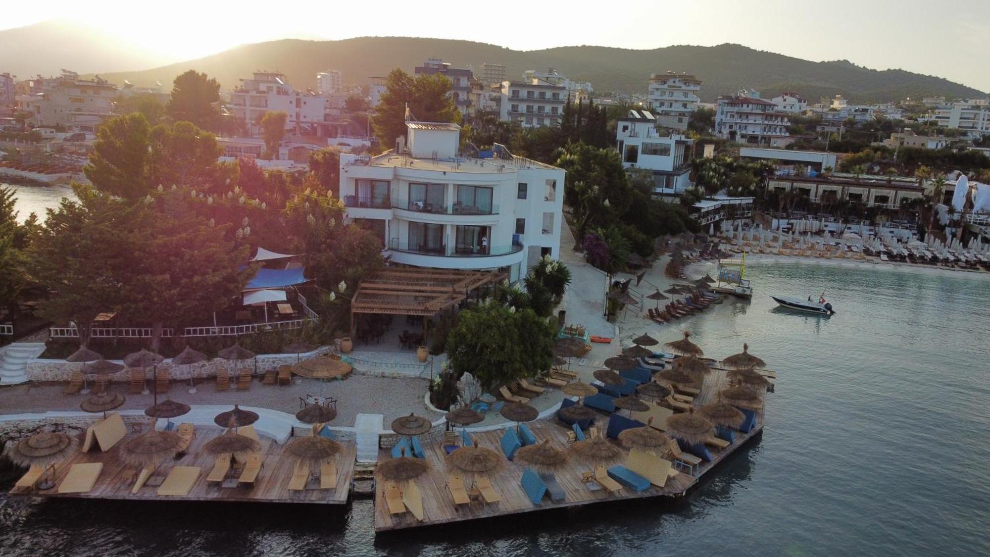Manta Hotel Ksamil Luaran gambar