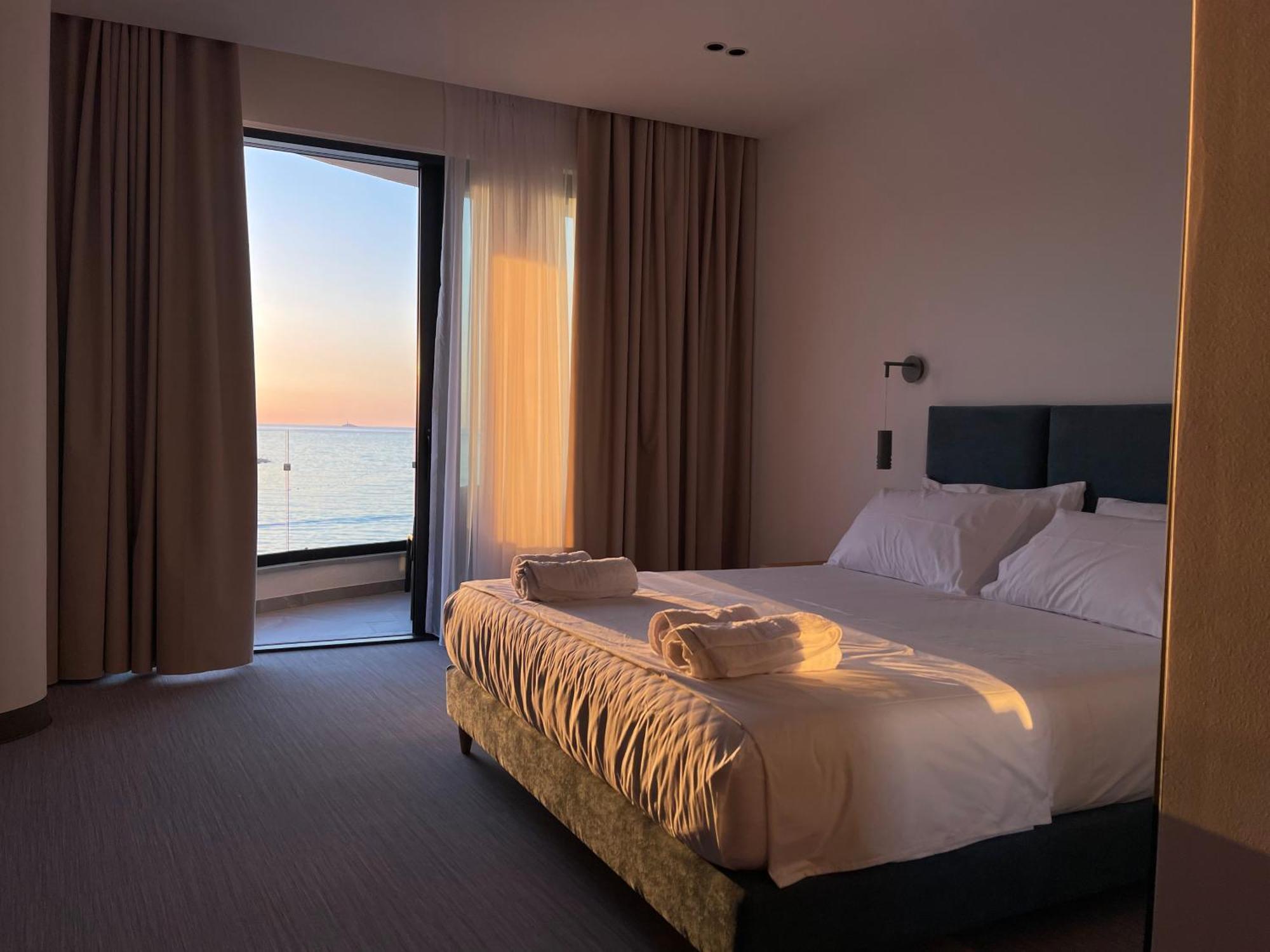 Manta Hotel Ksamil Luaran gambar