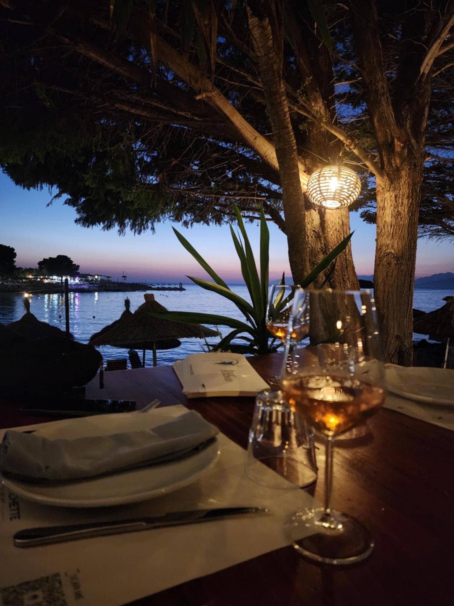 Manta Hotel Ksamil Luaran gambar