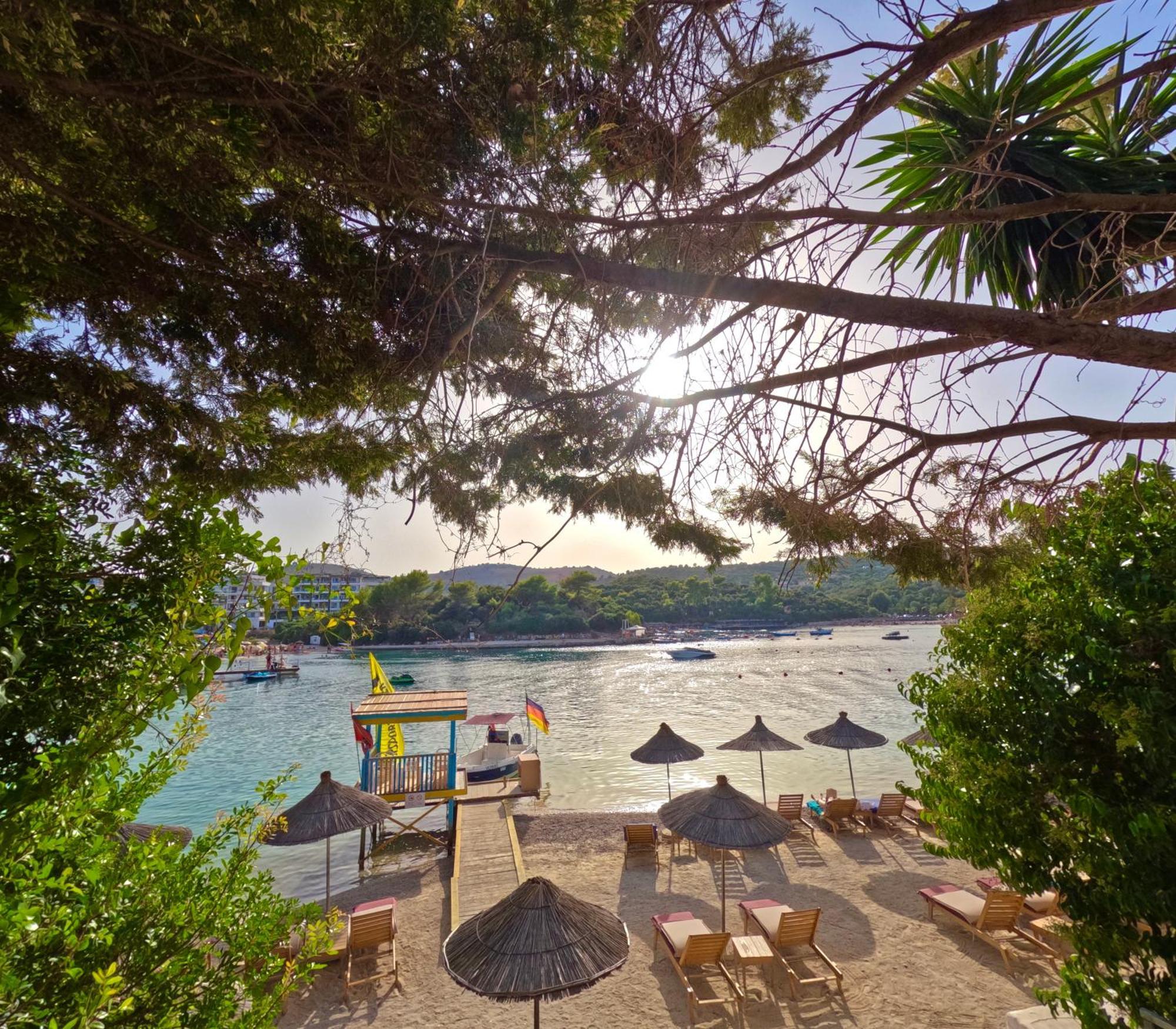 Manta Hotel Ksamil Luaran gambar