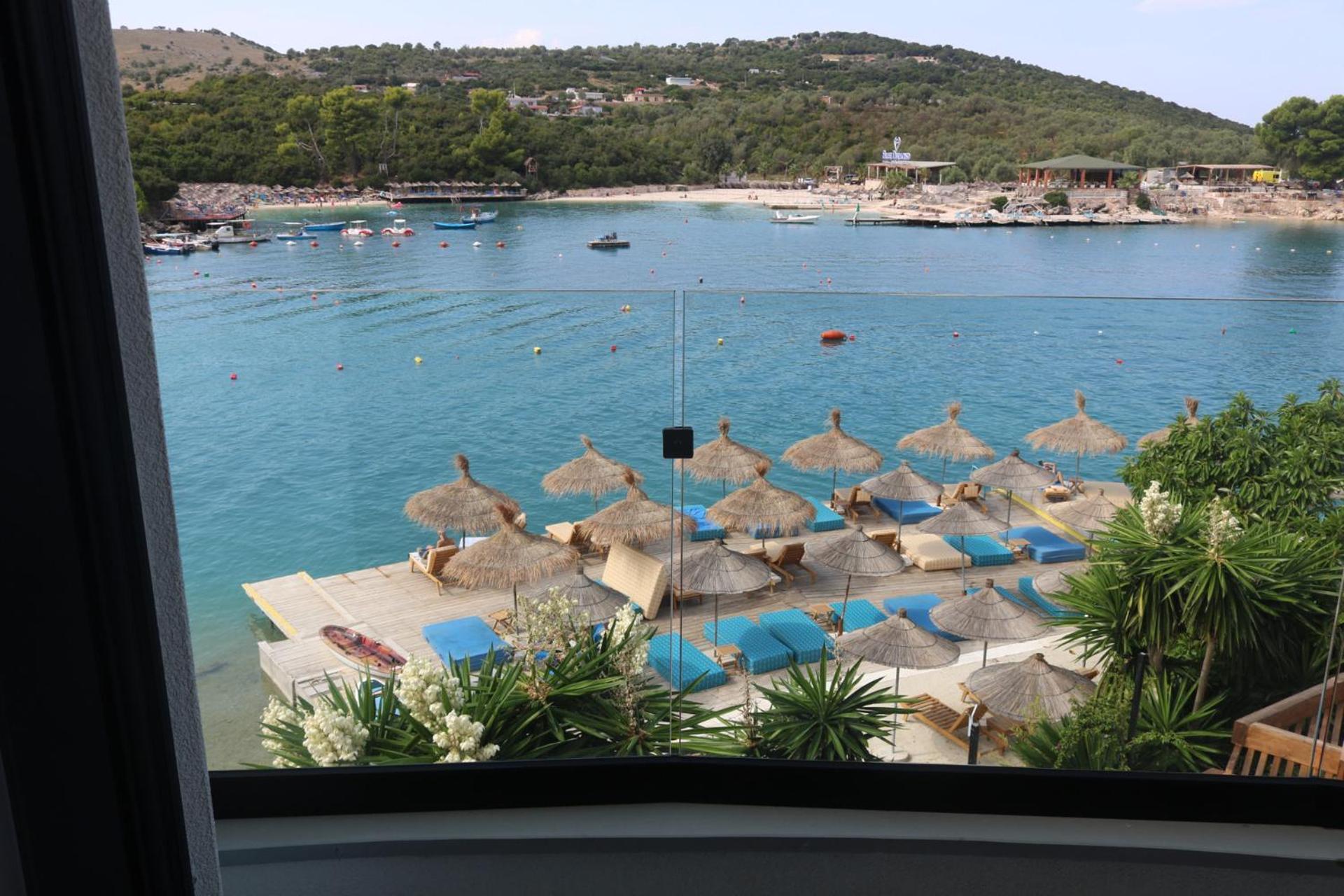 Manta Hotel Ksamil Luaran gambar