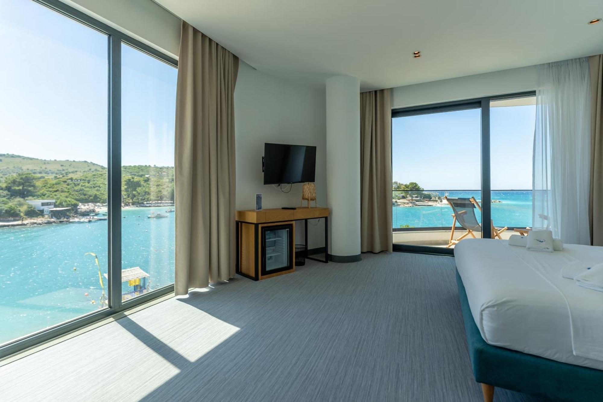 Manta Hotel Ksamil Luaran gambar